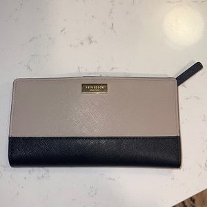 BRAND NEW KATE SPADE WALLET